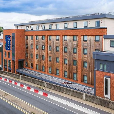 Travelodge High Wycombe Central Exterior foto