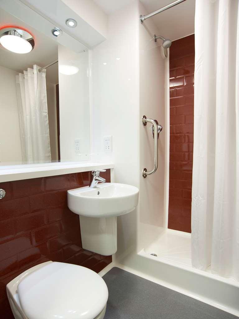 Travelodge High Wycombe Central Cameră foto